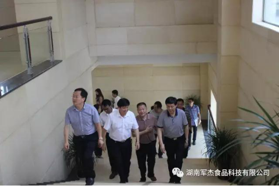 湖南軍杰食品科技有限公司,湖南軍杰袋裝,軍杰瓶裝